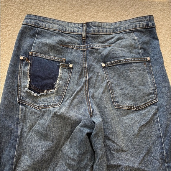 pilcro anthropologie distressed flare jeans - Picture 4 of 4